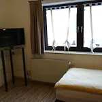 ベッド・アンド・ブレックファスト Heidehotel Jagdhof Gmbh Dobra