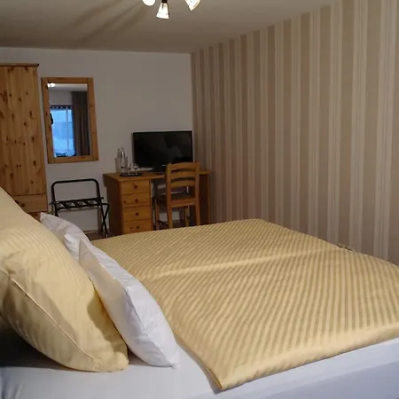 Heidehotel Jagdhof Gmbh ベッド・アンド・ブレックファスト Dobra