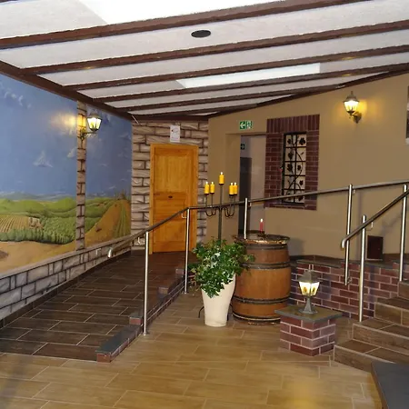 ベッド・アンド・ブレックファスト Heidehotel Jagdhof Gmbh 3*