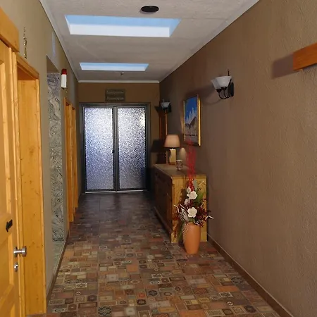 ベッド・アンド・ブレックファスト Heidehotel Jagdhof Gmbh