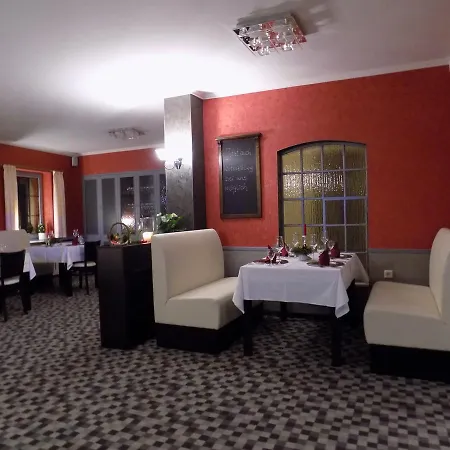 ベッド・アンド・ブレックファスト Heidehotel Jagdhof Gmbh