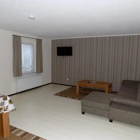 ベッド・アンド・ブレックファスト Heidehotel Jagdhof Gmbh Dobra